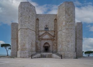 Castel del Monte, il castello ottagonale di Federico II ad Andria