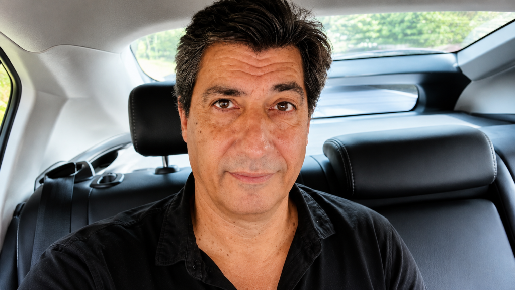 Emilio Solfrizzi, attore barese, da Toti e Tata al teatro