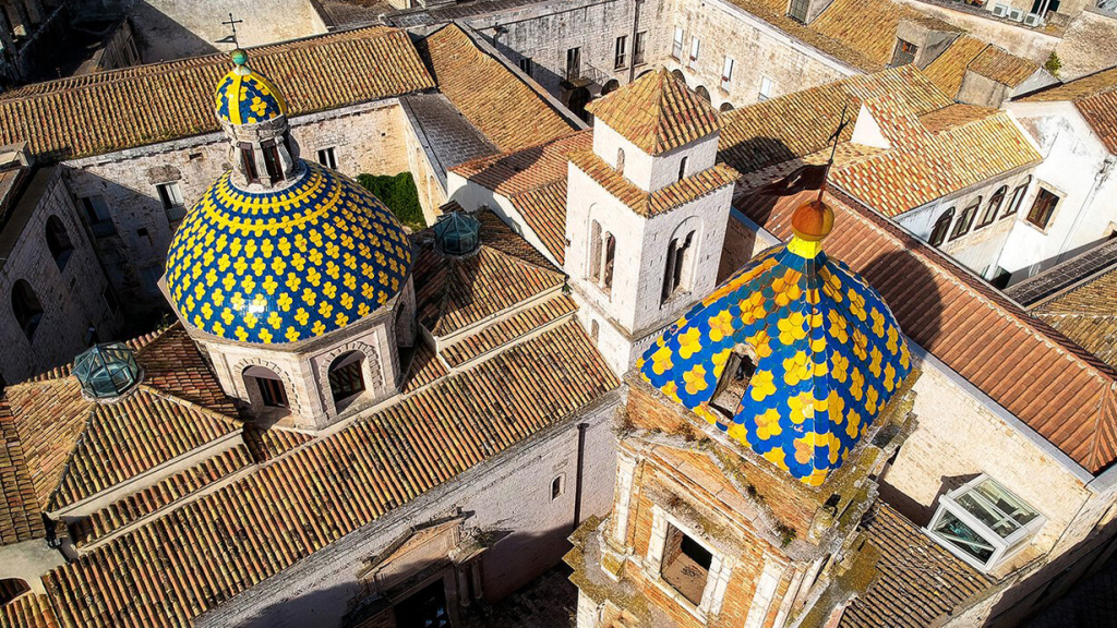 Le badesse mitrate di Conversano, il Monstrum Apuliae